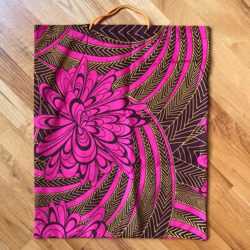 NWOT BAG HANDMADE IN GHANA